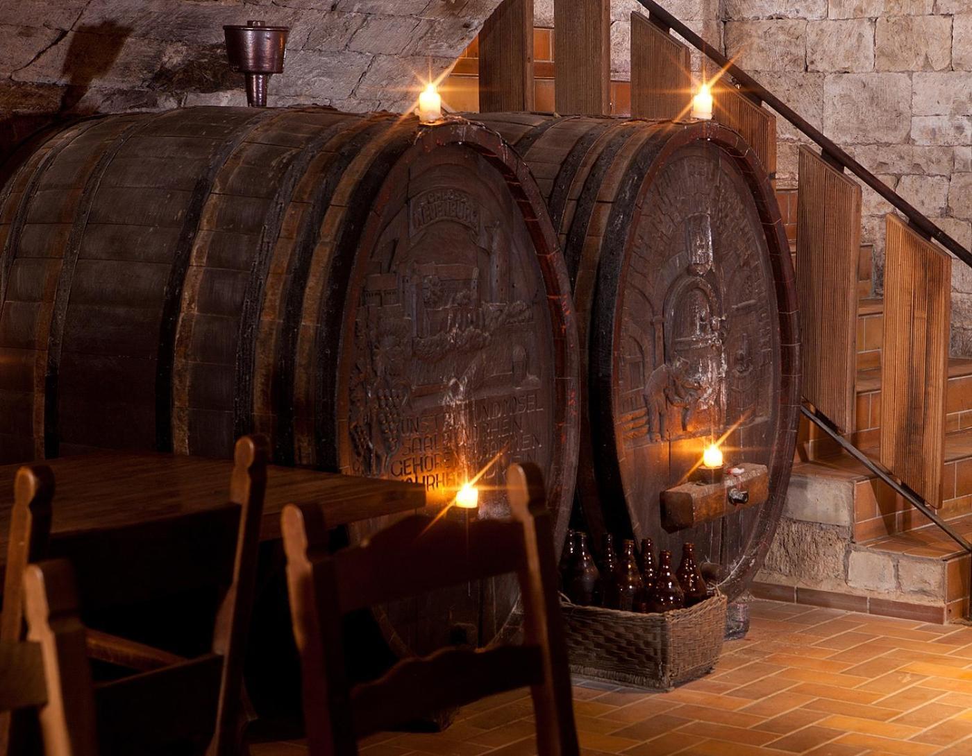 Hotel Altdeutsche Weinstuben Freyburg Bagian luar foto