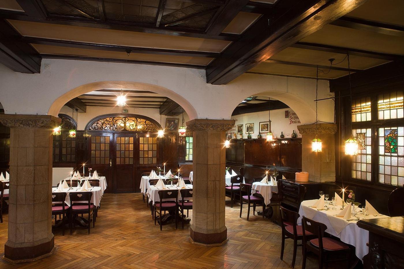 Hotel Altdeutsche Weinstuben Freyburg Bagian luar foto